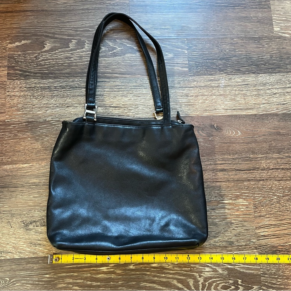 Genuine leather Banana Republic shoulder bag tote purse black